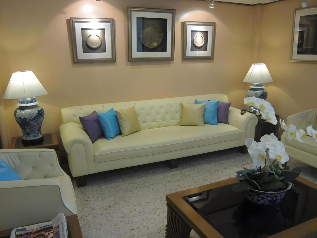 Lido Beach Hotel Паттайя Экстерьер фото