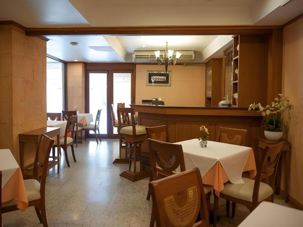 Lido Beach Hotel Паттайя Экстерьер фото