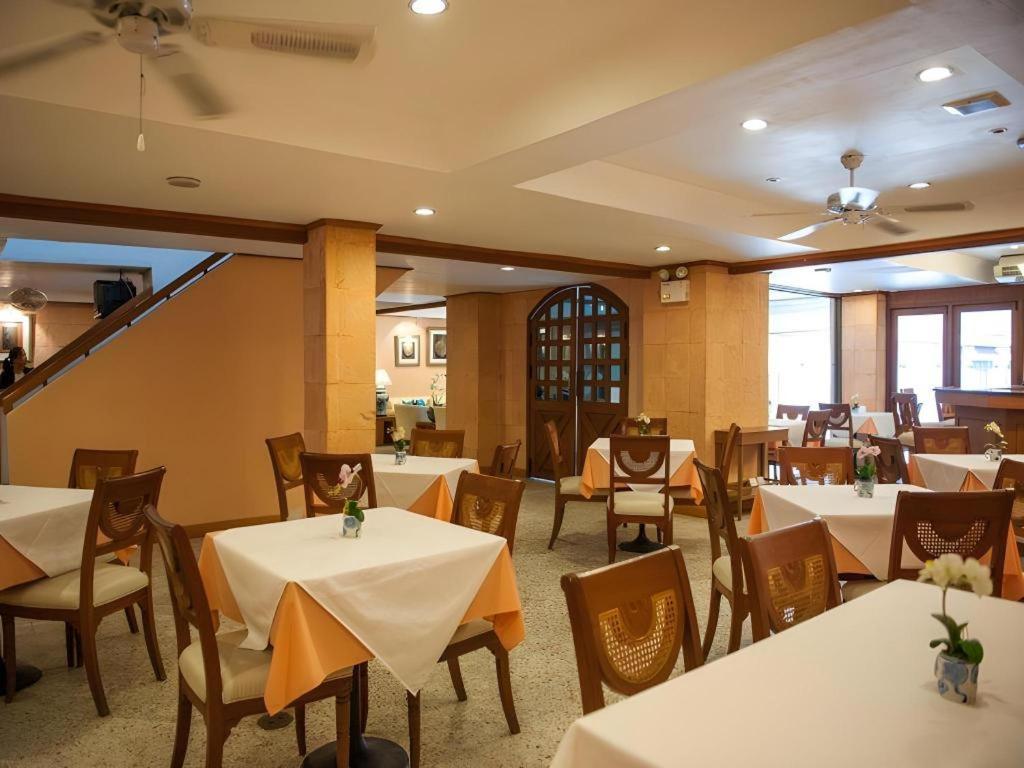 Lido Beach Hotel Паттайя Экстерьер фото