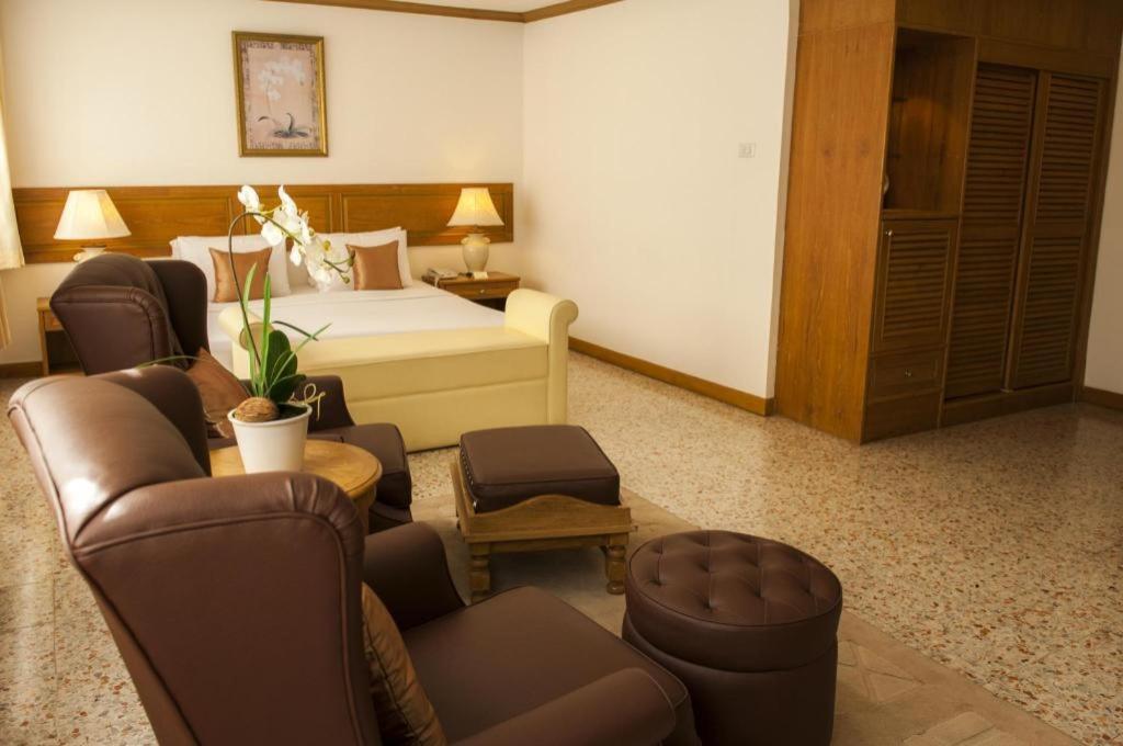 Lido Beach Hotel Паттайя Экстерьер фото