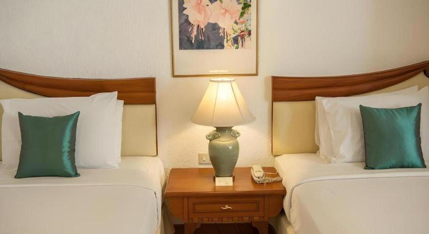 Lido Beach Hotel Паттайя Экстерьер фото