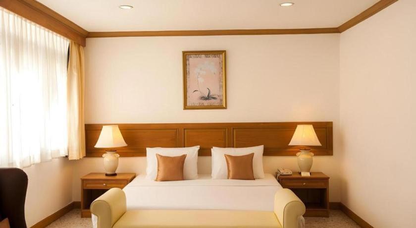 Lido Beach Hotel Паттайя Экстерьер фото
